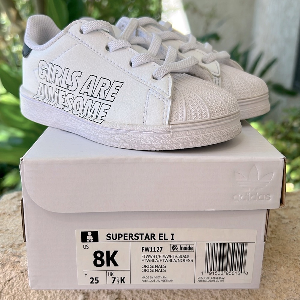 Adidas Superstar “Girls Are Awesome” toddler girl size 8